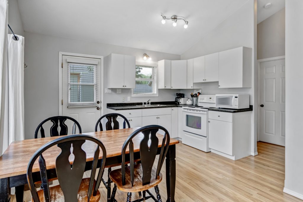 Rental Cottage with full kitchen at Lost Creek Resort in Waskesiu
