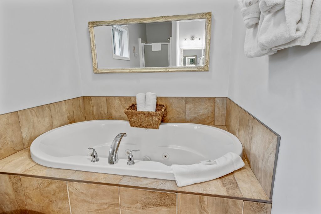 Spa tub at Lost Creek Resort in Waskesiu